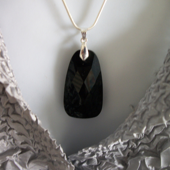 NEW LARGE Black Glass pendant  w Sterling chain - Picture 2 of 3